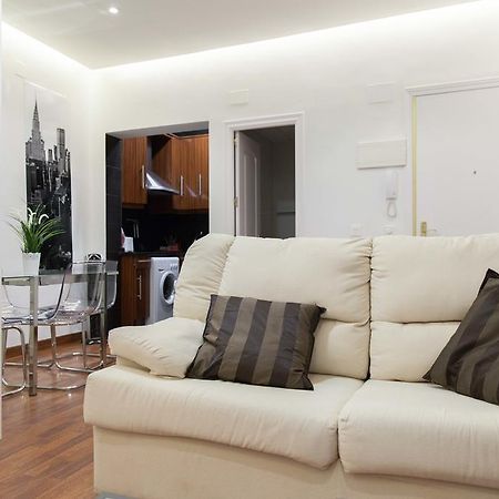 For You Rentals Plaza Dos De Mayo Apartment Temporal Dp13 マドリード エクステリア 写真